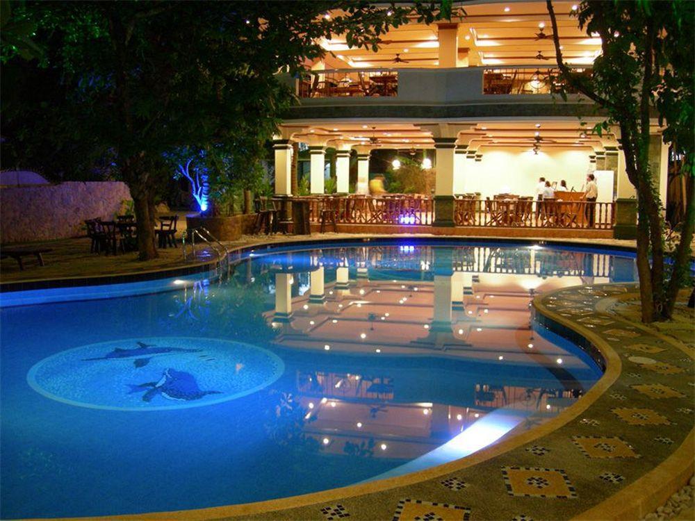 Grand Boracay Resort Balabag  Exterior photo