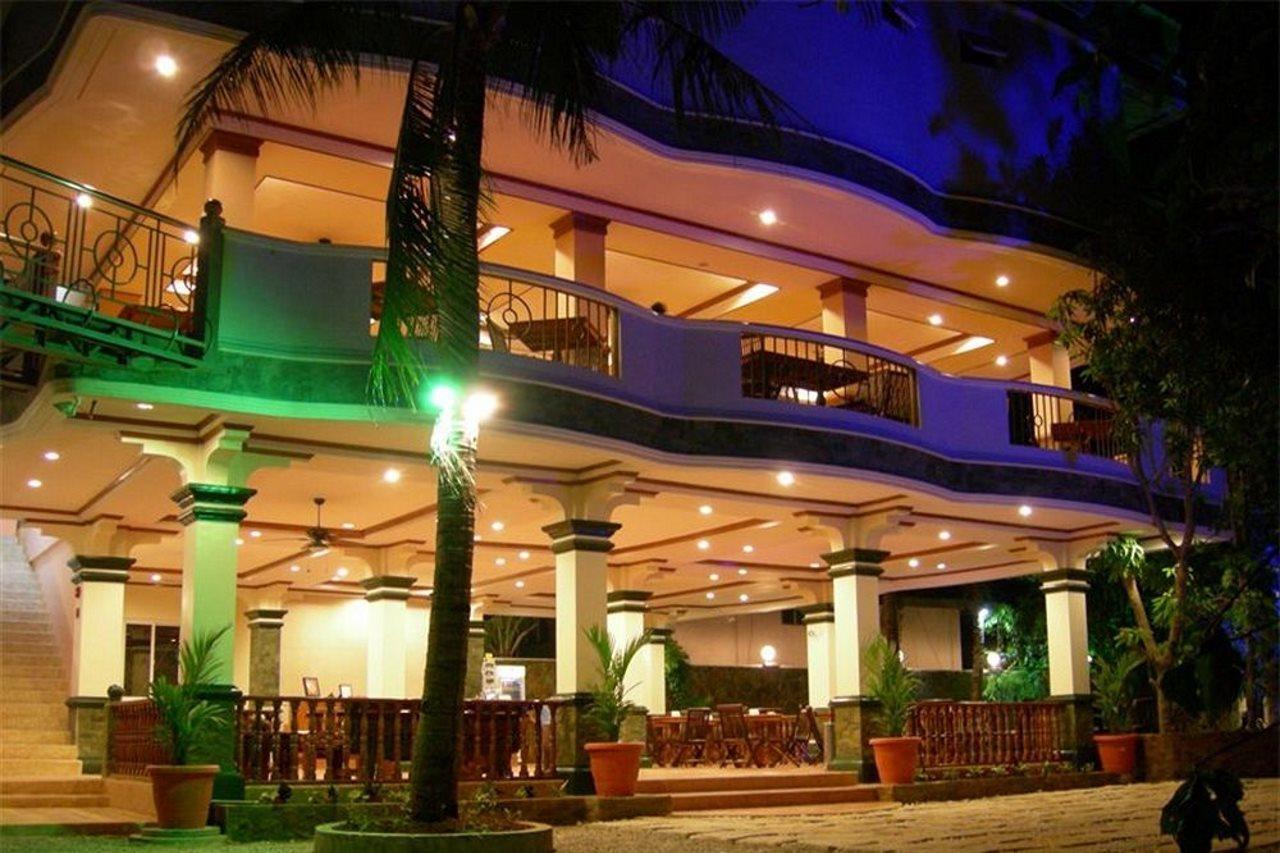 Grand Boracay Resort Balabag  Exterior photo