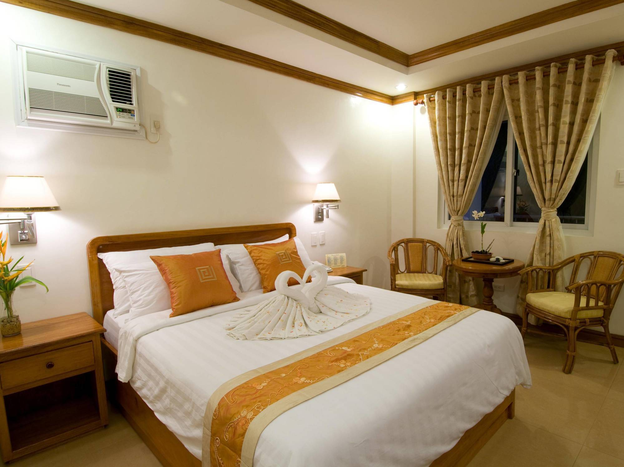 Grand Boracay Resort Balabag  Exterior photo